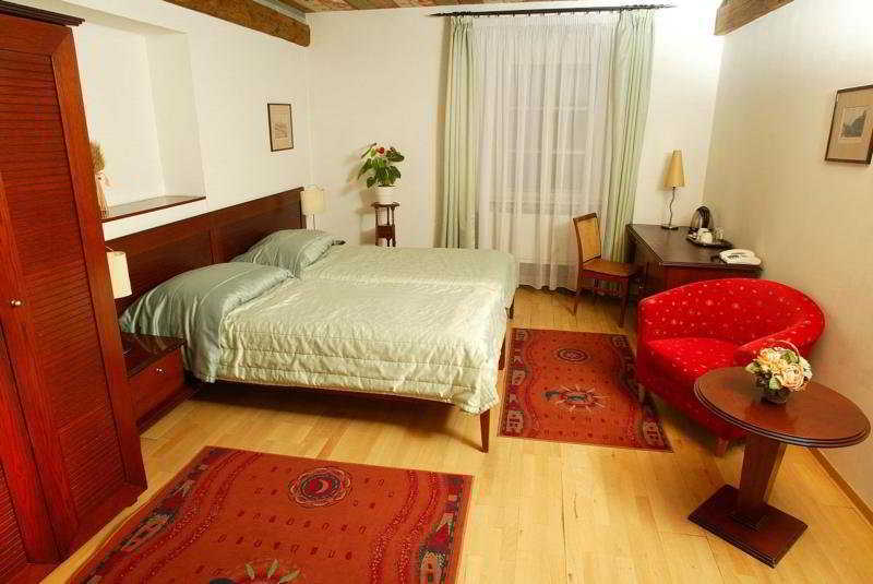 Hotel Cerna Liska à Prague Extérieur photo