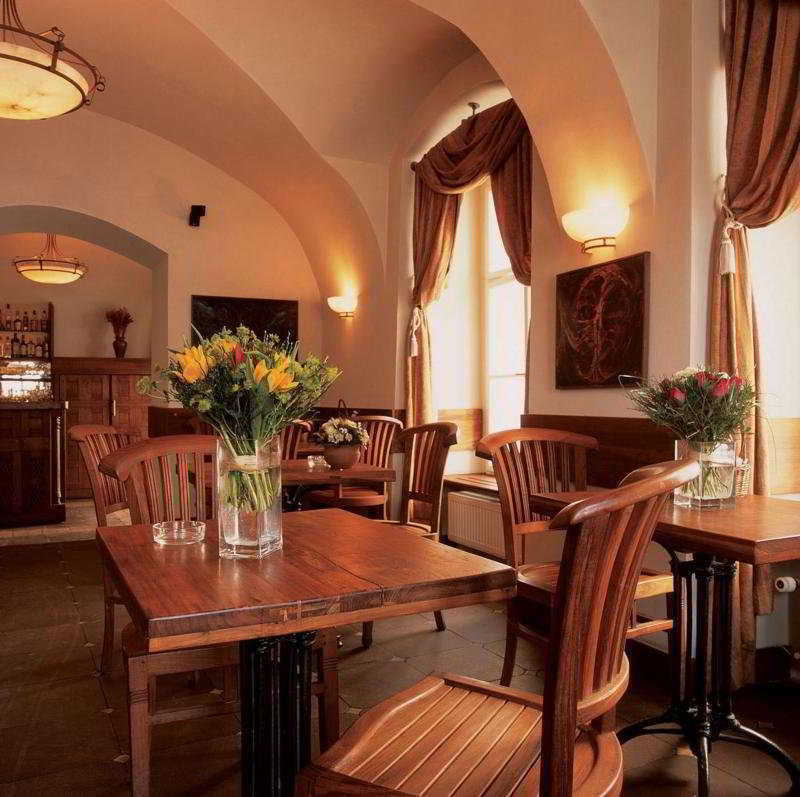Hotel Cerna Liska à Prague Extérieur photo