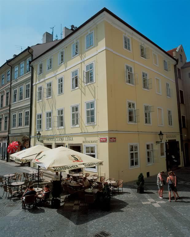 Hotel Cerna Liska à Prague Extérieur photo